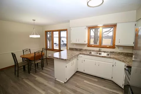 2518 12th St N, Saint Cloud, MN 56303 photo 5