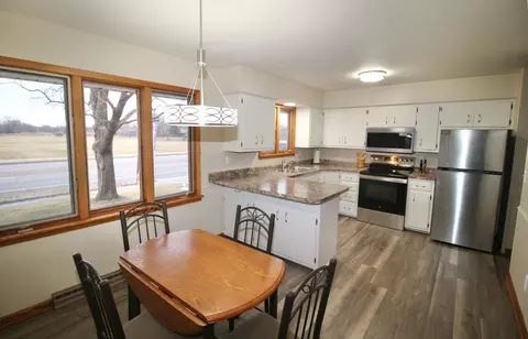 2518 12th St N, Saint Cloud, MN 56303 photo 3