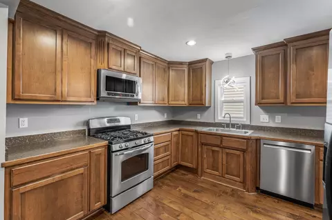 1636 W Breda Ave, Saint Paul, MN 55108
