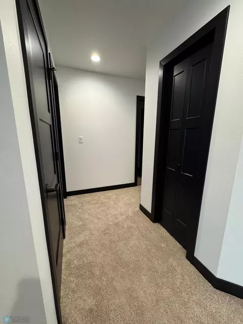 Entry Way - 6630 S 68th St, Horace, ND 58047 photo 4 of 7