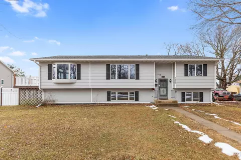 1233 Portland Ave, Saint Paul Park, MN 55071