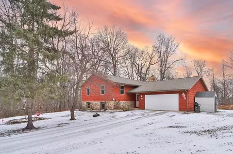 46718 Melody Ln, Garrison, MN 56450