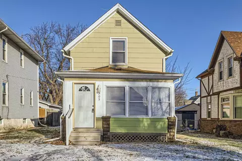 705 Magnolia Ave E, Saint Paul, MN 55106