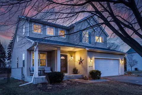 6749 Falmouth Curv, Shakopee, MN 55379