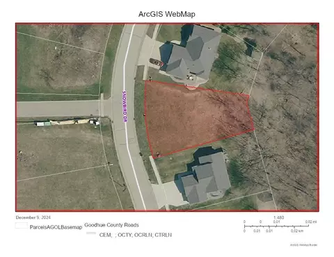 921 Snowbird Dr, Red Wing, MN 55066