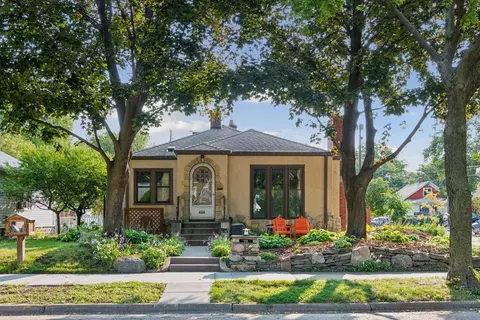 3155 40th Ave S, Minneapolis, MN 55406