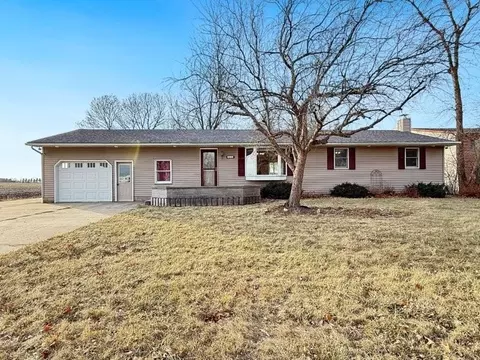 333 S Central Ave, Truman, MN 56088