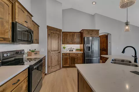 5851 Rivers Edge Dr, Saint Cloud, MN 56303 photo 6