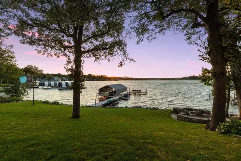 16612 Grays Bay Blvd, Wayzata, MN 55391