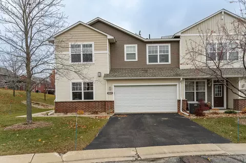 5043 Scarlet Ln SE, Rochester, MN 55904