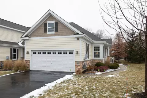 1447 Steeplechase Ln #58, Eagan, MN 55122