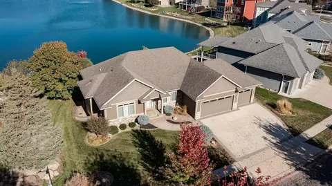 4010 Autumn Lake Ct SW, Rochester, MN 55902