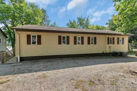 21312 State Highway 22 #20, Richmond, MN 56368