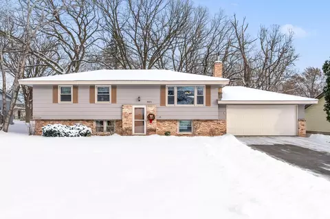 8021 Madison St NE, Spring Lake Park, MN 55432