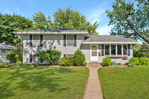 120 E 94 12 St, Bloomington, MN 55420
