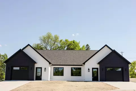 102 NE 3rd Ave, Pelican Rapids, MN 56572