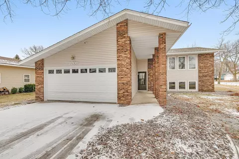1701 7th Ave SE, Willmar, MN 56201