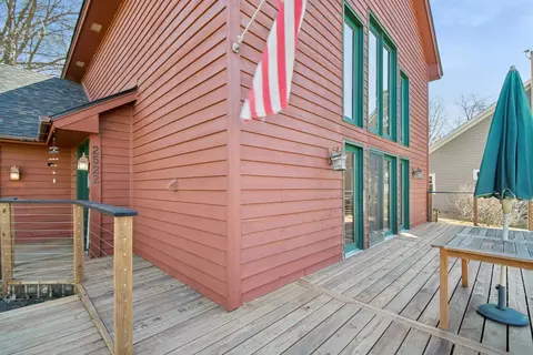 2522 Lost Lake Rd, Mound, MN 55364