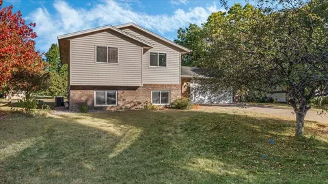 14808 Hillcrest Rd SE, Becker, MN 55308