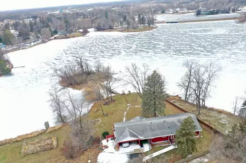 101 2nd Ave SE, New London, MN 56273