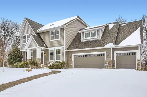 13320 Glenavon Ct, Minnetonka, MN 55345