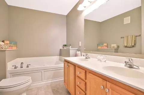3005 Pebble Beach Dr, Faribault, MN 55021 photo 16