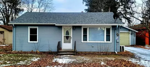 320 Oak St S, Onamia, MN 56359