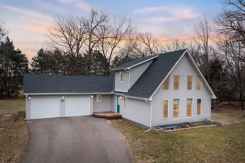 37687 Elk Ave, North Branch, MN 55056