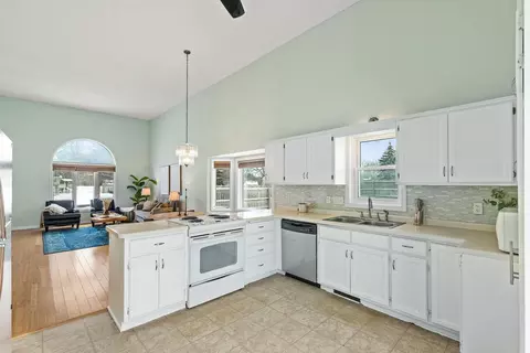 10440 Eagle St NW, Coon Rapids, MN 55433 photo 11