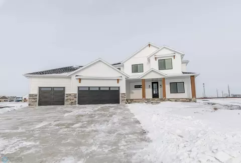 7931 59 St S, Horace, ND 58047