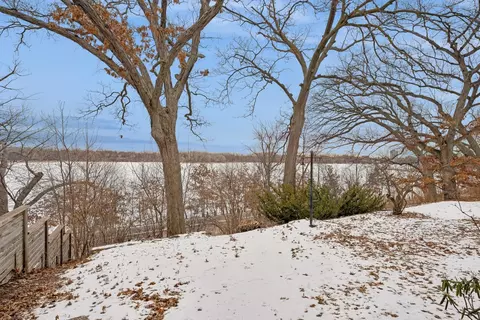 1948 Cedar Lake Pkwy, Minneapolis, MN 55416