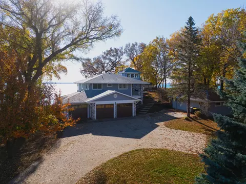 10809 N Shore Dr, Spicer, MN 56288
