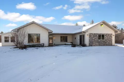 4207 S Kellogg Rd, South Range, WI 54874