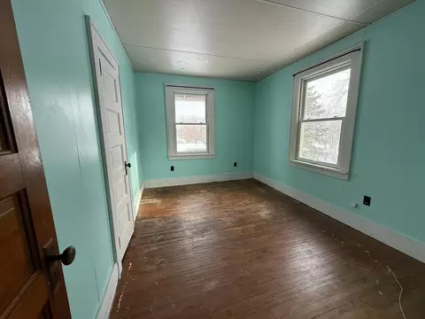 407 E 2nd St, Delavan, MN 56023 photo 12