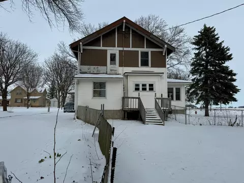 407 E 2nd St, Delavan, MN 56023 photo 17
