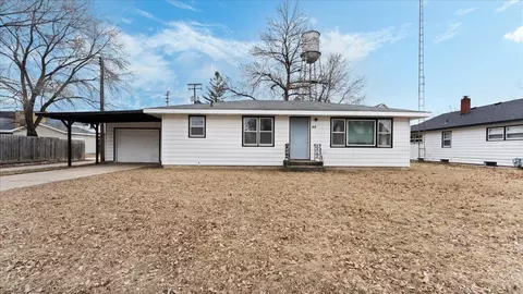 44 Grant Ave SW, Richmond, MN 56368