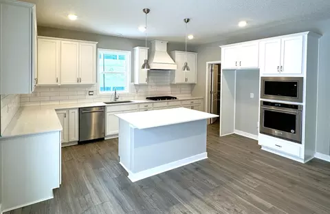 13157 Bauer Dr N, Champlin, MN 55316 photo 3