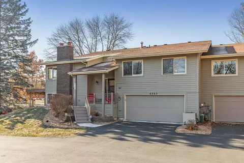 6962 W 84th St, Bloomington, MN 55438