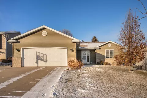 2629 61st St NW, Rochester, MN 55901