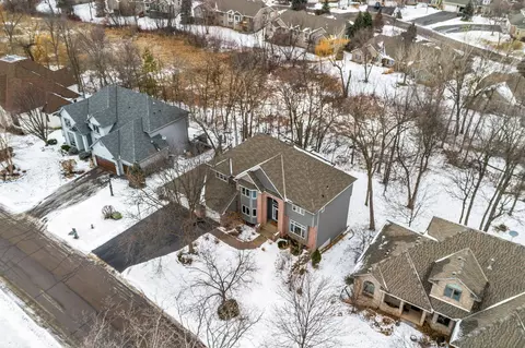 15940 37th Ave N, Plymouth, MN 55446