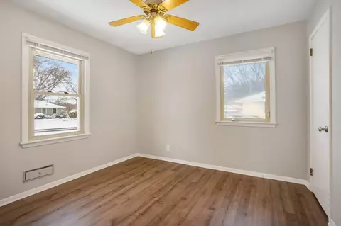 8331 Haeg Dr, Bloomington, MN 55431 photo 18