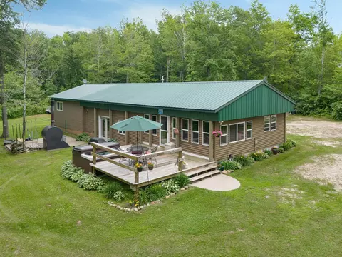 14958 Iowana Beach Rd NE, Bena, MN 56626