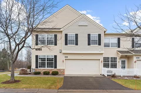 4505 Rosemary Way #7, Hugo, MN 55038