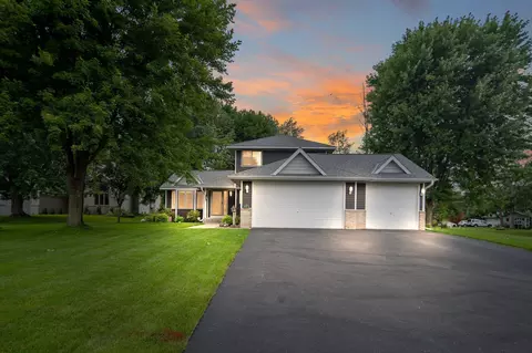10855 Mississippi Dr N, Brooklyn Park, MN 55443
