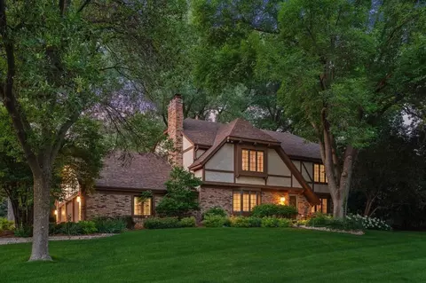 6512 Willow Wood Rd, Edina, MN 55436
