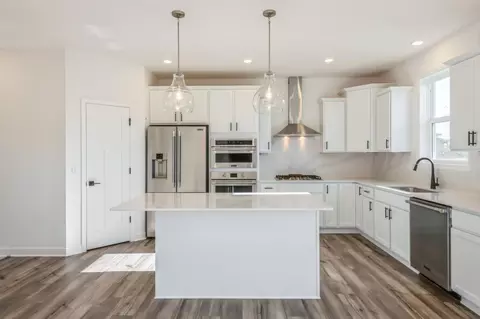 20461 Galveston Pl W, Lakeville, MN 55044