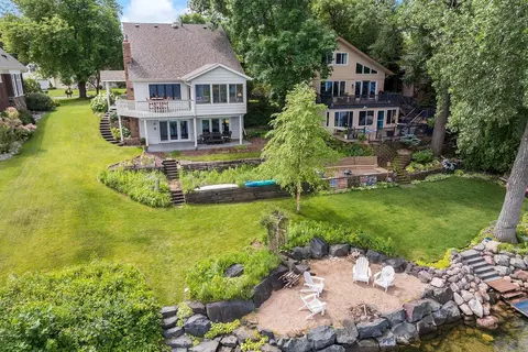 5438 Fairlawn Shores Trl SE, Prior Lake, MN 55372