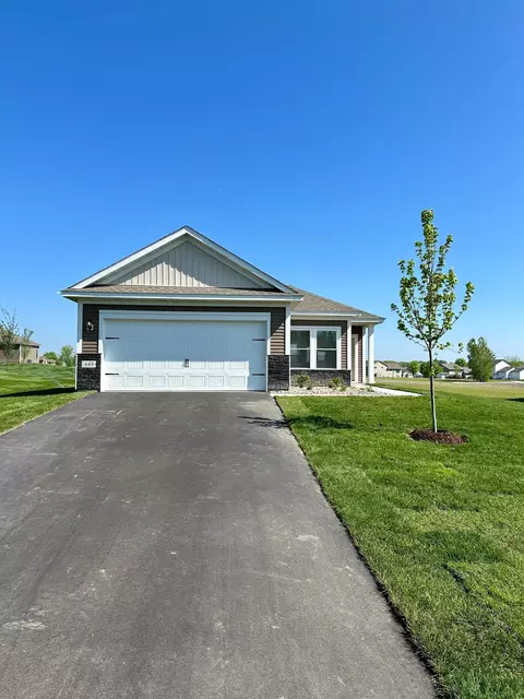 449 Wildflower Ln, Waverly, MN 55390