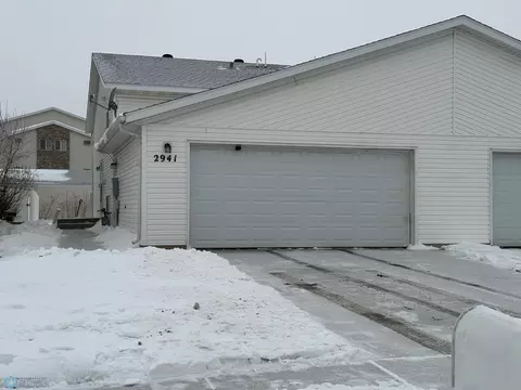 2941 Wheatland Dr S, Fargo, ND 58103