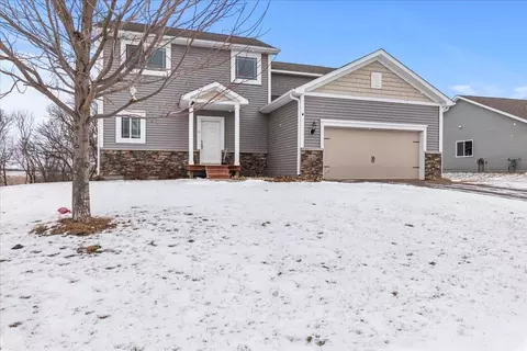1114 Sunset Ave, Montrose, MN 55363